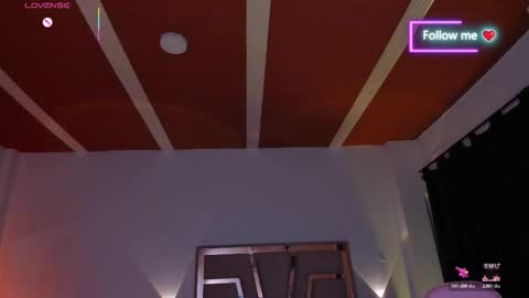 Snapshot of lunna_roosee chatting on 11, 2, 2026 LUNA ROSE online show from 11, 2, 2026