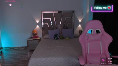 LUNA ROSE online show from 29, 5, 2026