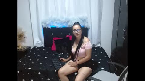 Snapshot of lunnarose chatting on 16, 9, 2025 lunnarose online show from 16, 9, 2025