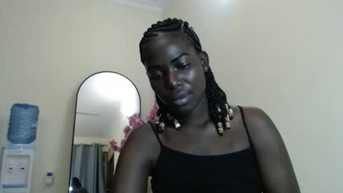luo_queen online show from 7, 3, 2026