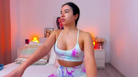 Snapshot of luscioussarra chatting on 17, 3, 2026 LusciousSarra online show from 17, 3, 2026