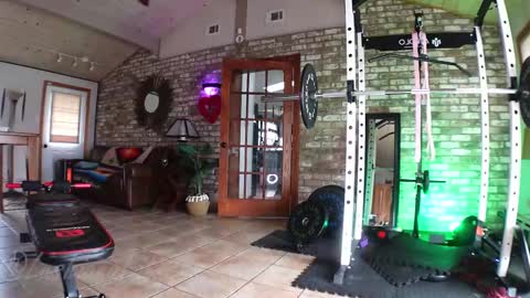 SHOWS ALL MONDAY WEDNESDAYFRIDAYSATURDAY  IN THE MORNING online show from 14, 11, 2025