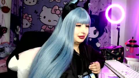 lussyevans_ online show from 17, 7, 2026