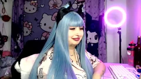 lussyevans_ online show from 25, 7, 2026