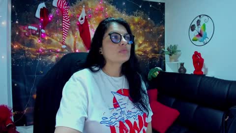 Snapshot of lust_mom chatting on 27, 12, 2024 Angela 3 online show from 27, 12, 2024