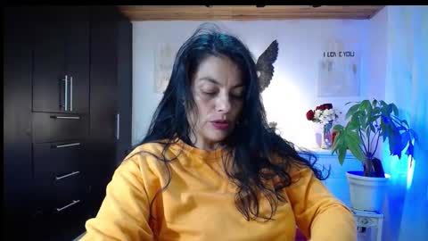Snapshot of lust_mom chatting on 23, 9, 2025 Angela 3 online show from 23, 9, 2025