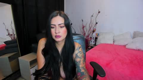 Snapshot of lustful__babe chatting on 27, 1, 2025 lustful__babe online show from 27, 1, 2025