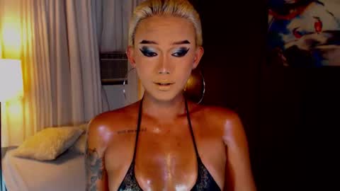 AdriannaFowks online show from 14, 6, 2026