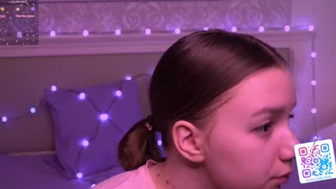 Chloe online show from 2, 3, 2025