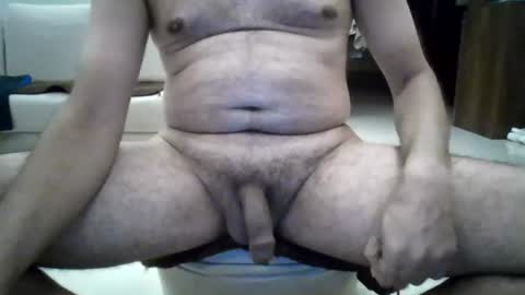 lustyhunk95 online show from 31, 7, 2026