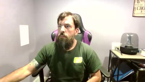 Snapshot of luv2likslit611455 chatting on 8, 10, 2025 Luv2likslit online show from 8, 10, 2025