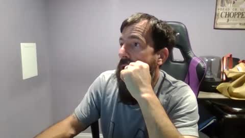 Snapshot of luv2likslit611455 chatting on 16, 10, 2025 Luv2likslit online show from 16, 10, 2025