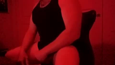 Snapshot of luv2toknstrok chatting on 6, 10, 2025 Luv2tokNstrok online show from 6, 10, 2025