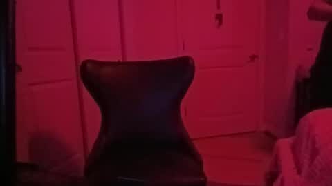 Snapshot of luv2toknstrok chatting on 7, 11, 2025 Luv2tokNstrok online show from 7, 11, 2025