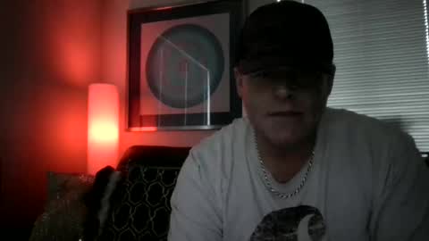 Snapshot of luv2toknstrok chatting on 7, 1, 2026 Luv2tokNstrok online show from 7, 1, 2026