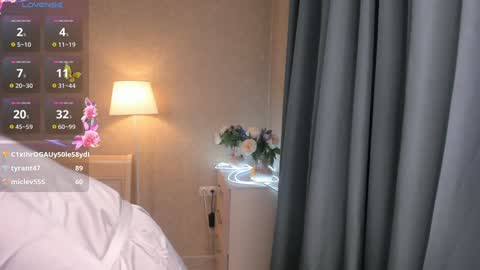  Mila  online show from 13, 12, 2024