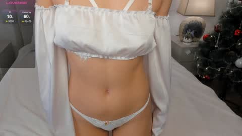  Mila  online show from 14, 1, 2025
