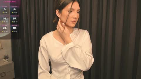  Mila  online show from 20, 1, 2025