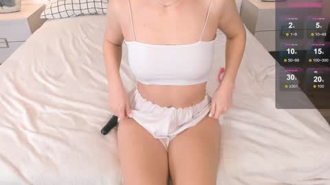  Mila  online show from 31, 1, 2025