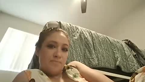 Snapshot of luvmypuzelicked chatting on 1, 3, 2025 luvmypuzelicked online show from 1, 3, 2025