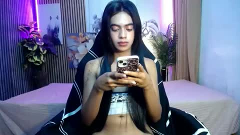 luvrr_trixie online show from 3, 2, 2026