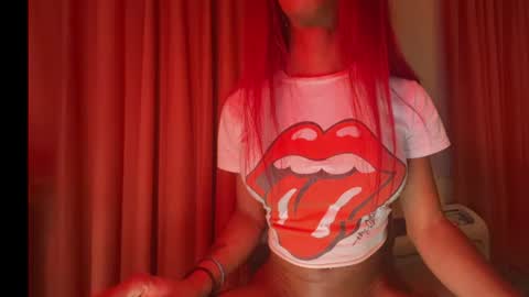 luvvlee online show from 13, 6, 2026