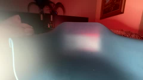 luvvlee online show from 2, 7, 2026
