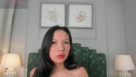 lux_bitchx online show from 6, 5, 2026