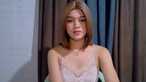 Snapshot of lux_white chatting on 18, 1, 2026 queen lux online show from 18, 1, 2026