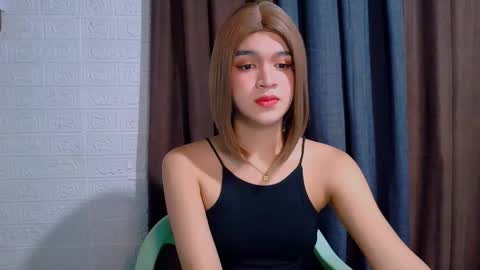 Snapshot of lux_white chatting on 12, 3, 2026 queen lux online show from 12, 3, 2026