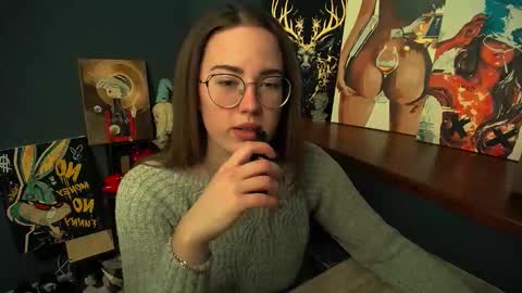 Snapshot of luxie_queen chatting on 2, 2, 2026 Katie online show from 2, 2, 2026