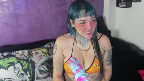 Snapshot of luxifer_666 chatting on 21, 11, 2025 Luxifer online show from 21, 11, 2025