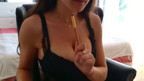 Snapshot of luxqueenstudio chatting on 25, 4, 2026 KarolinaAlpha online show from 25, 4, 2026