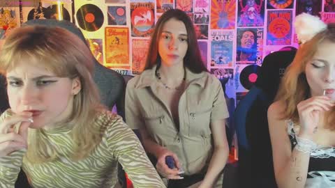 Snapshot of luxrayi chatting on 21, 1, 2025 Ray online show from 21, 1, 2025