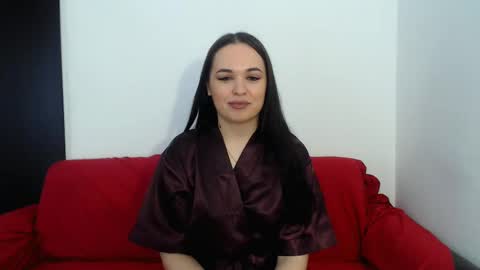Laura online show from 8, 12, 2024