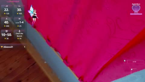 Snapshot of luxuryheaven chatting on 29, 9, 2025 Tommy and Polly online show from 29, 9, 2025