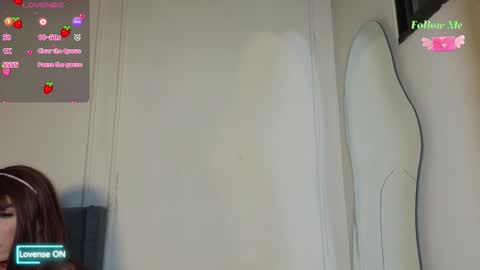 Snapshot of luxuryheaven chatting on 4, 11, 2025 Tommy and Polly online show from 4, 11, 2025