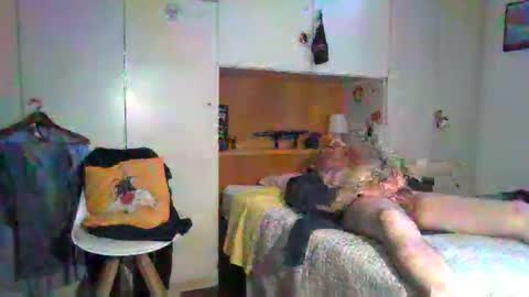 luxx72boy online show from 2, 5, 2026