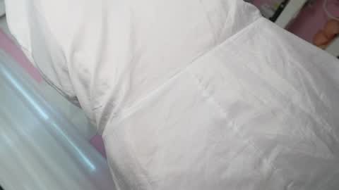 Snapshot of luz_celeste_ chatting on 5, 5, 2026 Luz online show from 5, 5, 2026