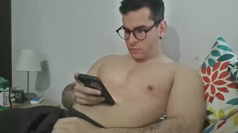 Snapshot of luzardol chatting on 25, 10, 2025 luzardol online show from 25, 10, 2025
