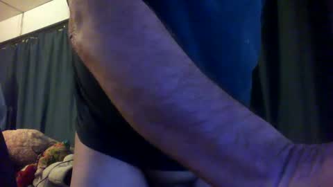 Snapshot of lv2strk chatting on 8, 10, 2025 Dave Moore online show from 8, 10, 2025