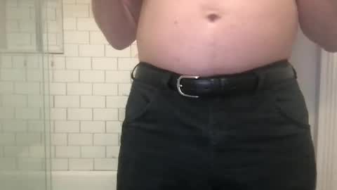 lvguynextdoor440656 online show from 18, 5, 2026