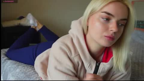 Lana online show from 24, 10, 2025