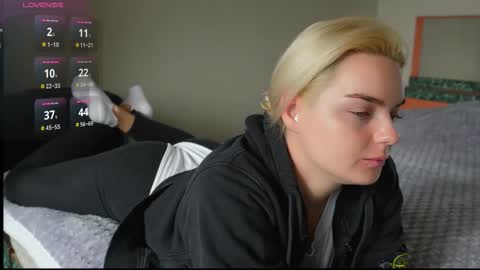 Lana online show from 28, 10, 2025