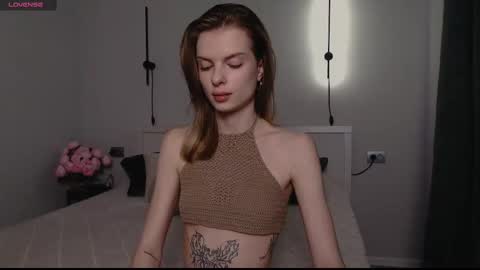 Snapshot of ly_lydia chatting on 19, 2, 2025 ly lydia online show from 19, 2, 2025