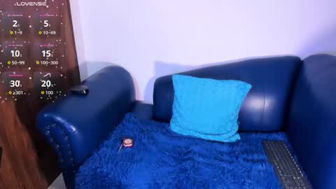 LYA DUBOIS  online show from 13, 2, 2026