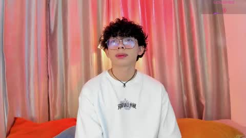 Snapshot of lyan_twink chatting on 28, 5, 2026 Lyan online show from 28, 5, 2026