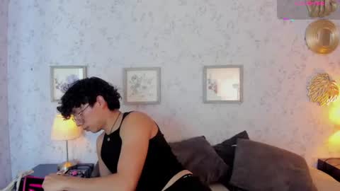 Snapshot of lyan_twink chatting on 17, 6, 2026 Lyan online show from 17, 6, 2026
