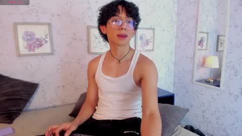 Snapshot of lyan_twink chatting on 20, 6, 2026 Lyan online show from 20, 6, 2026