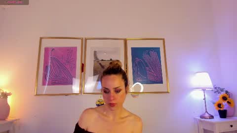 Snapshot of lyana_xz chatting on 18, 6, 2026 LYA online show from 18, 6, 2026